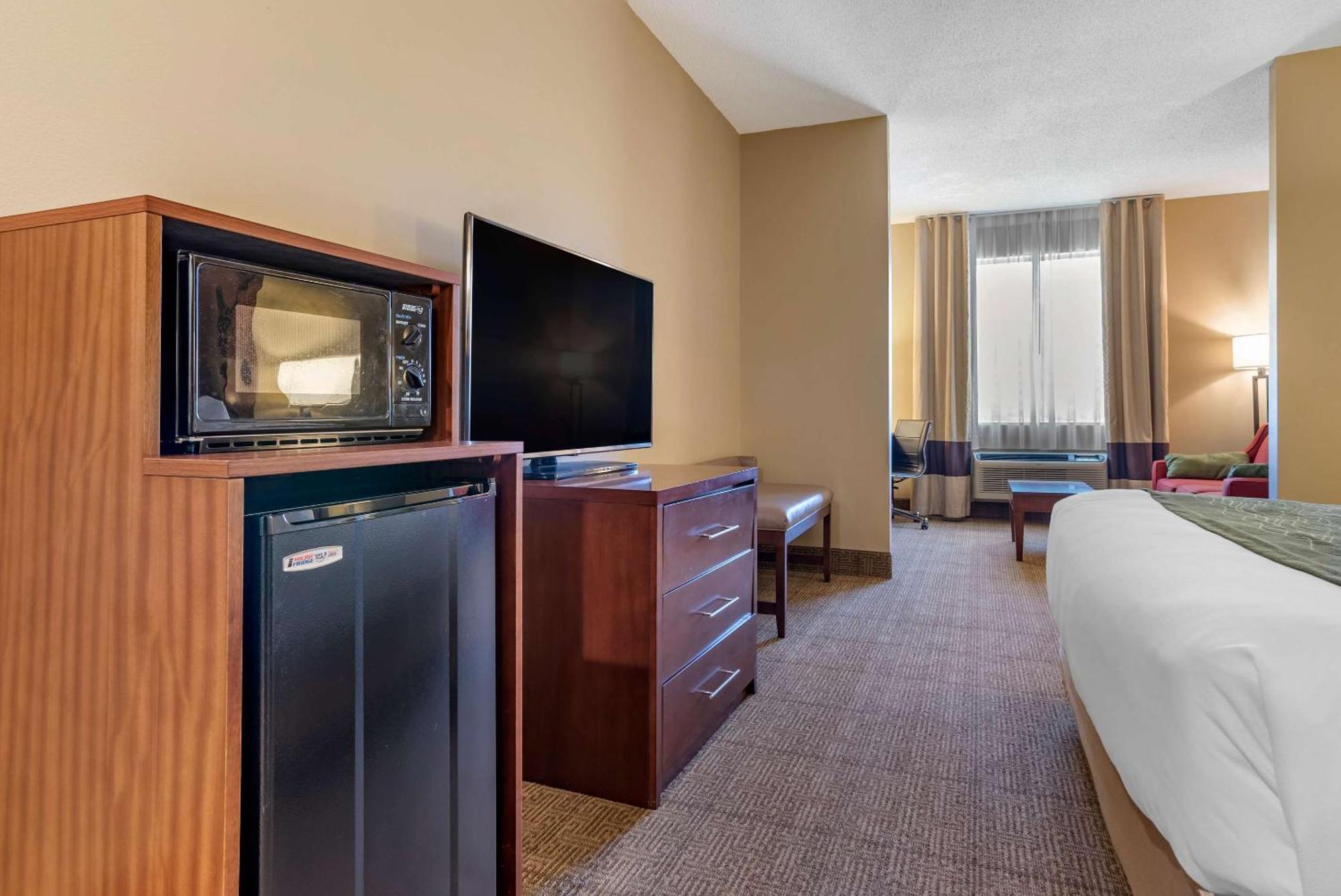 Comfort Hotel 3*